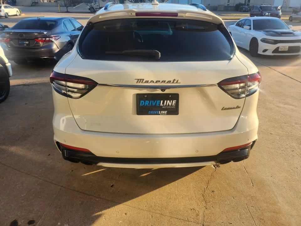 2022 Maserati Levante Modena - Image 5 of 9