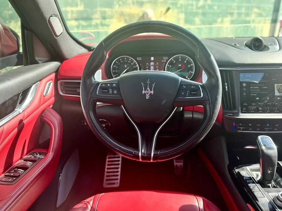 2022 Maserati Levante Modena - Image 6 of 11