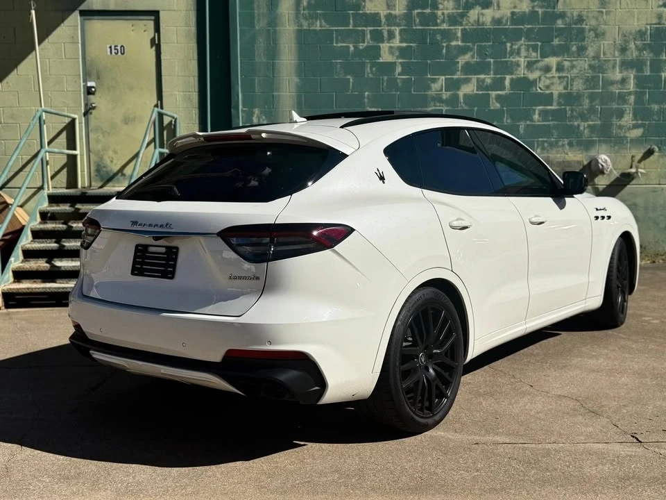 2022 Maserati Levante Modena - Image 4 of 11