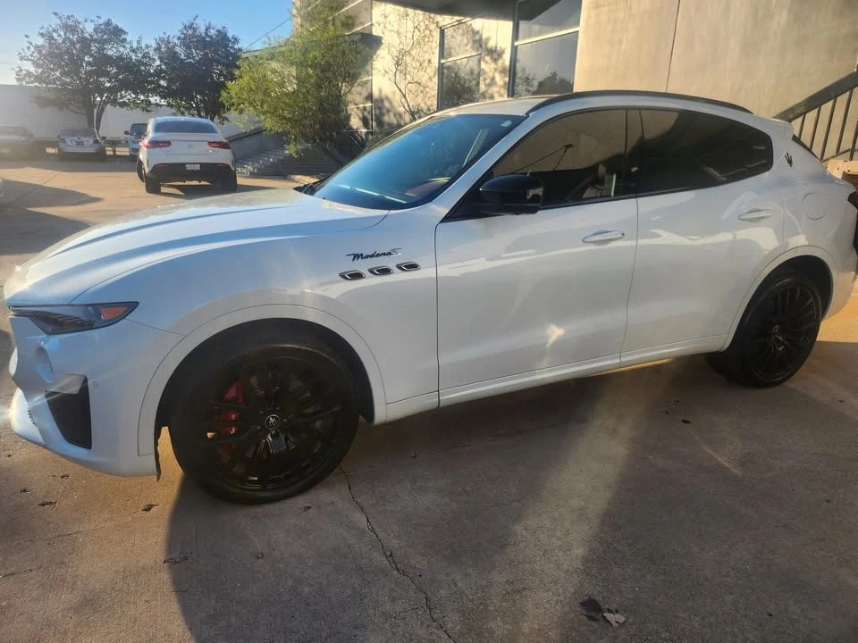 2022 Maserati Levante Modena - Image 3 of 12