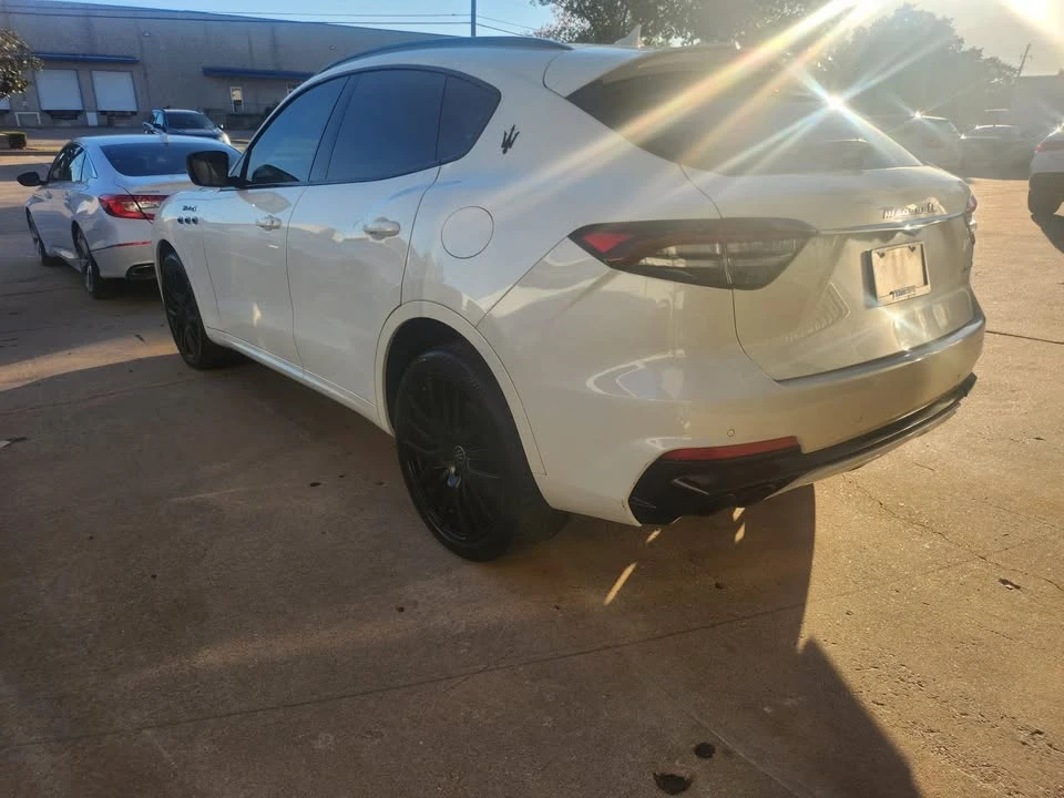 2022 Maserati Levante Modena - Image 4 of 9
