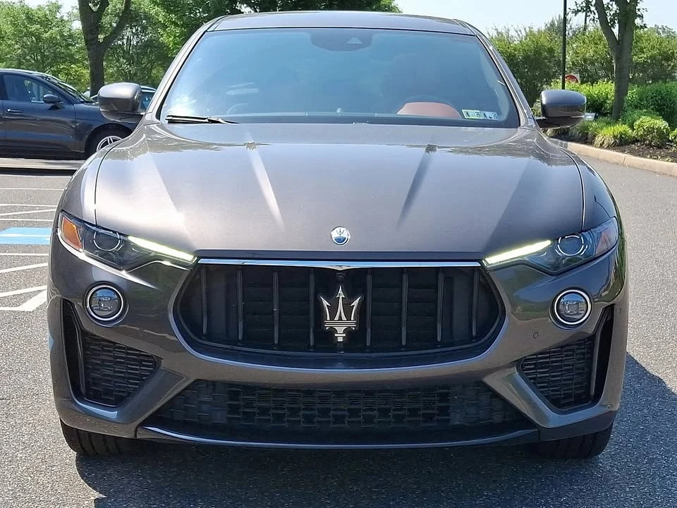2022 Maserati Levante Modena - Image 2 of 11