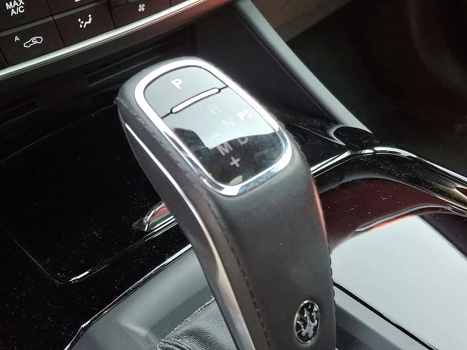 2022 Maserati Levante Modena - Image 10 of 11