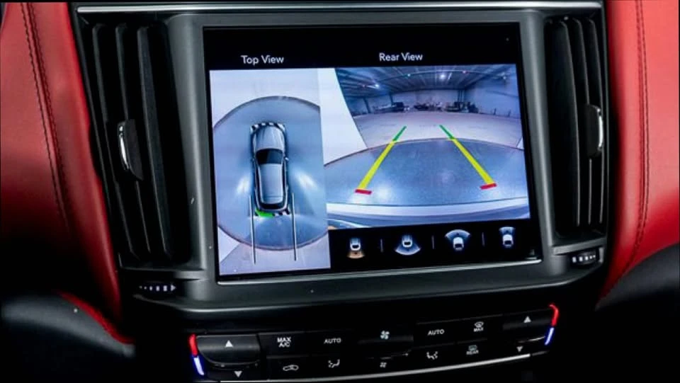 2022 Maserati Levante Modena - Image 10 of 18