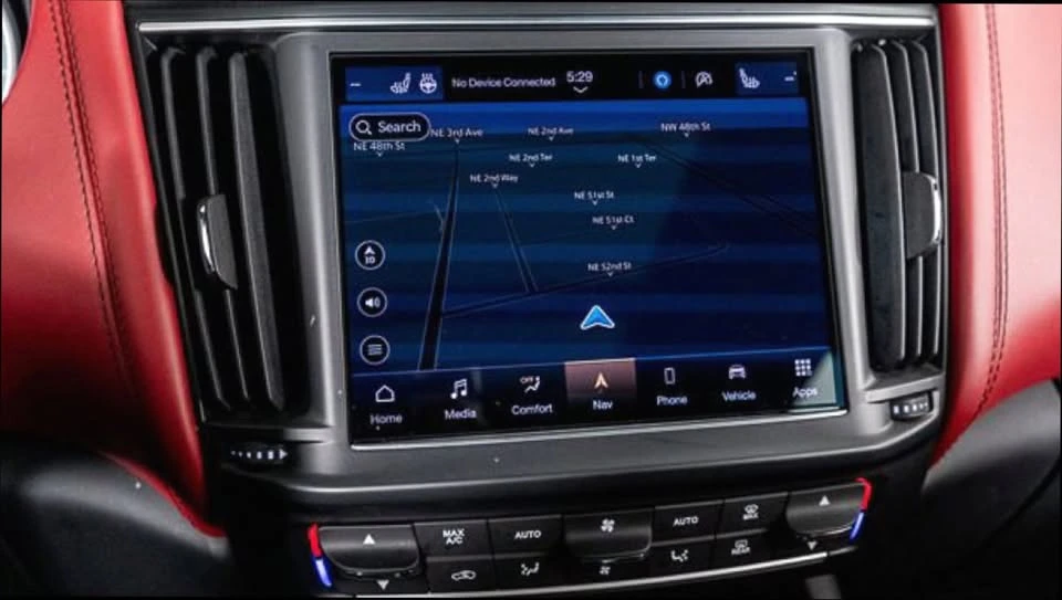 2022 Maserati Levante Modena - Image 16 of 18
