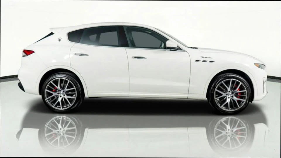 2022 Maserati Levante Modena - Image 4 of 19