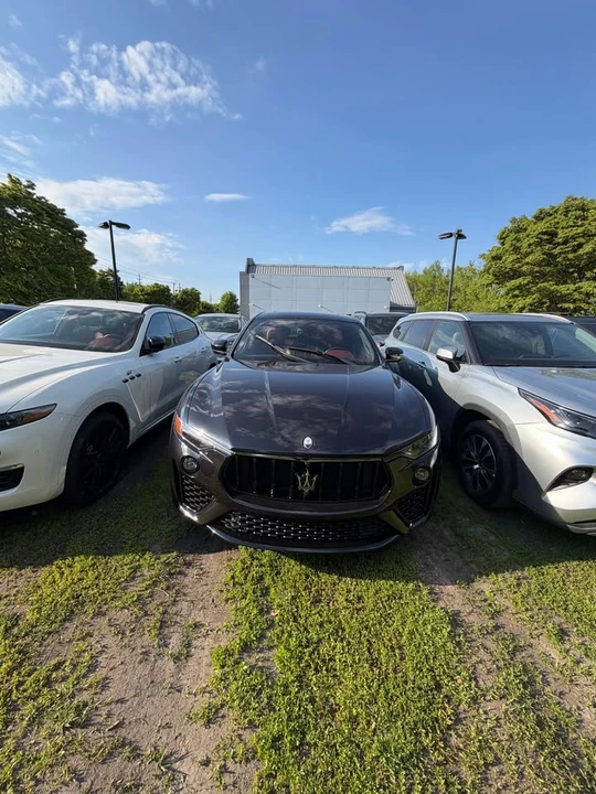 2022 Maserati Levante Modena - Image 2 of 8