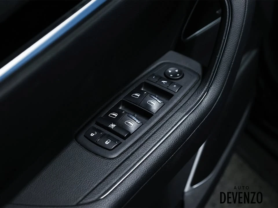 2022 Maserati Levante Modena - Image 12 of 19