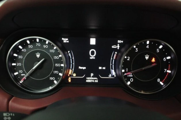 2022 Maserati Levante Modena - Image 15 of 20