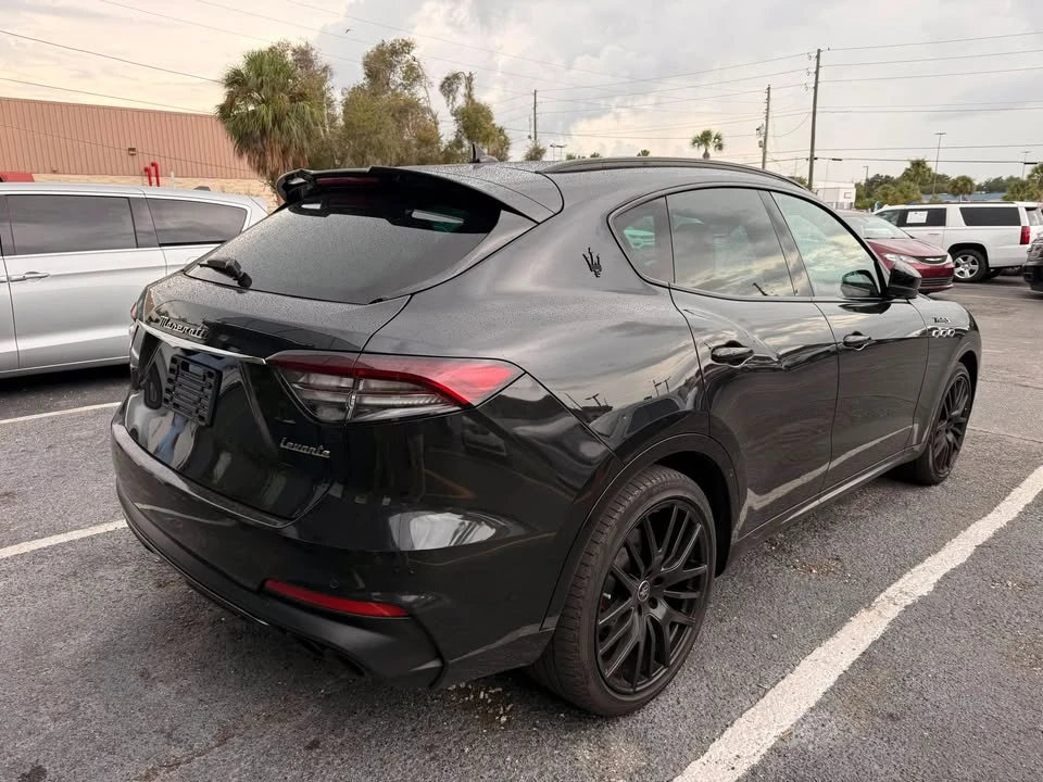 2022 Maserati Levante Modena - Image 4 of 14