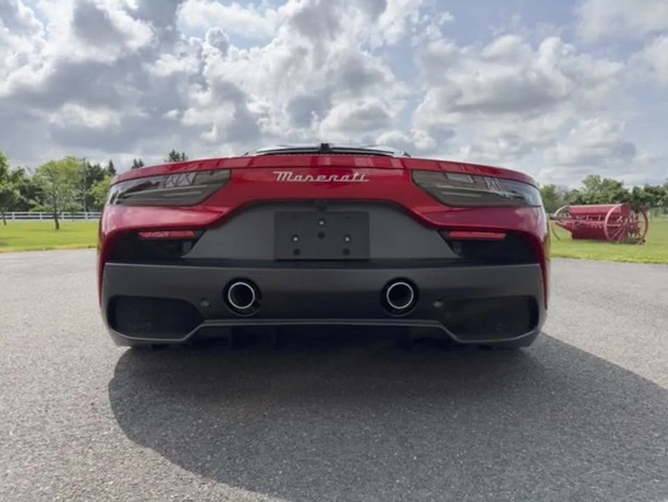 2022 Maserati MC20 - Image 7 of 10