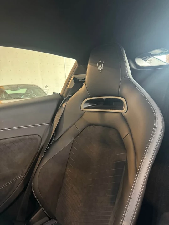 2022 Maserati MC20 - Image 11 of 16