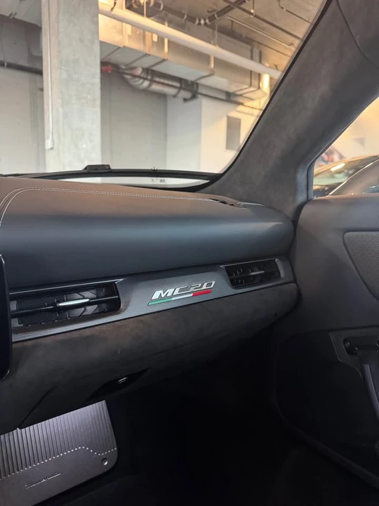 2022 Maserati MC20 - Image 10 of 16
