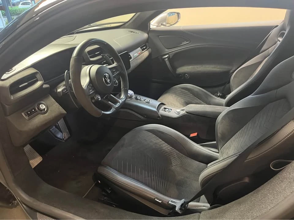 2022 Maserati MC20 - Image 15 of 17