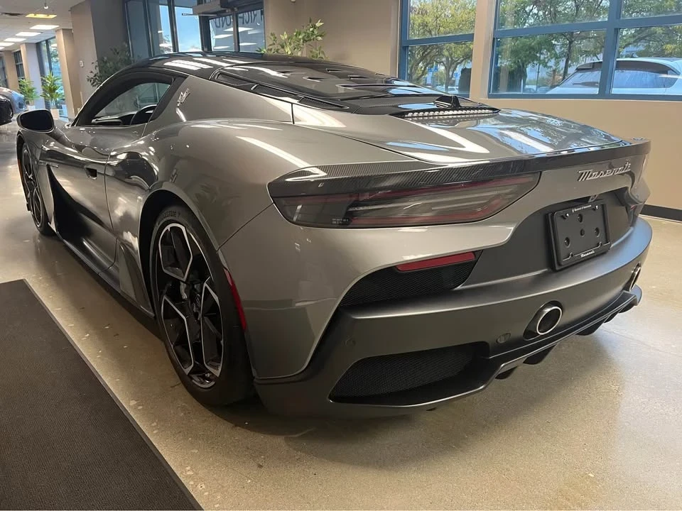 2022 Maserati MC20 - Image 9 of 17