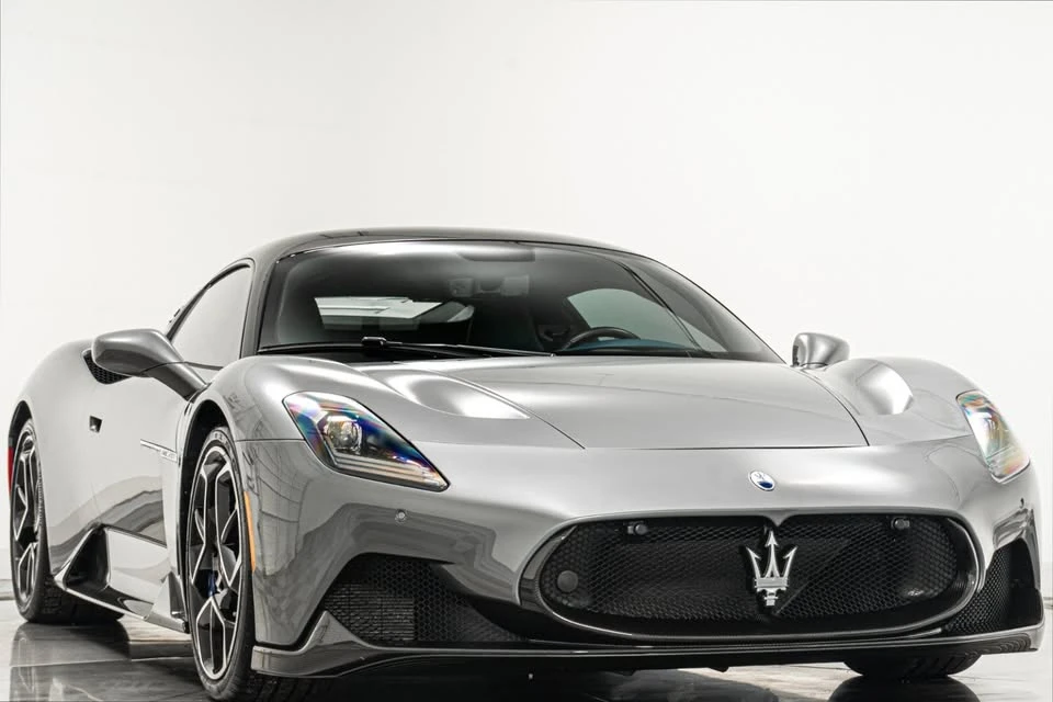 2022 Maserati MC20 - Image 2 of 14