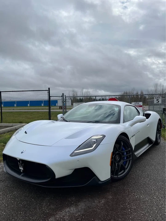 2022 Maserati MC20 - Image 2 of 13