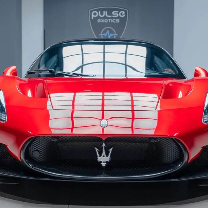 2022 Maserati MC20 - Image 2 of 10
