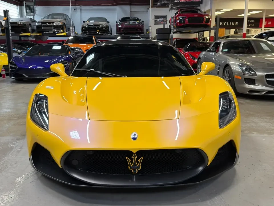 2022 Maserati MC20 - Image 2 of 20