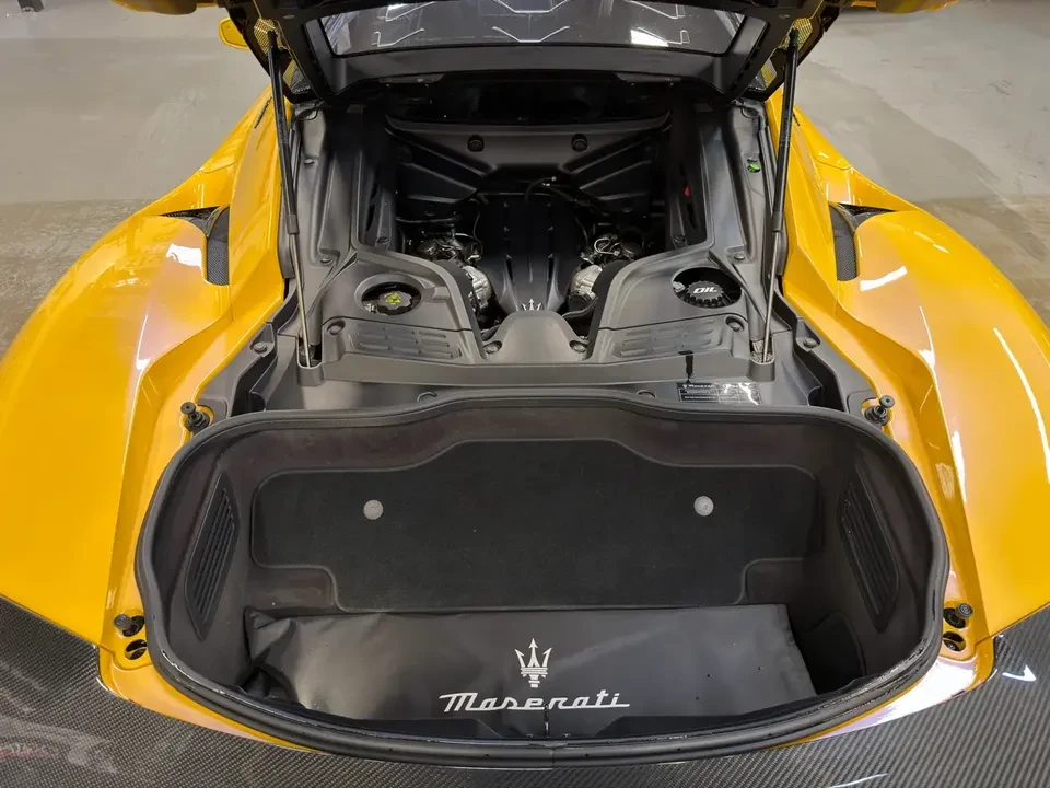 2022 Maserati MC20 - Image 19 of 20