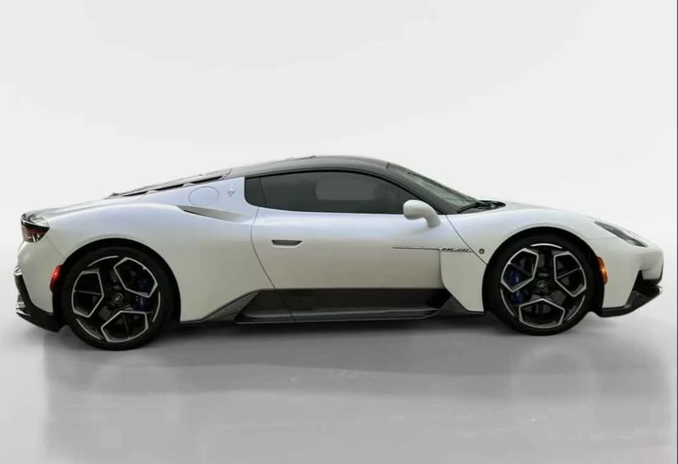 2022 Maserati MC20 - Image 6 of 18