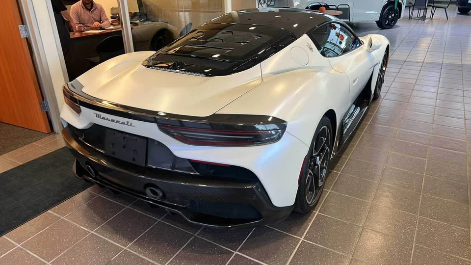 2022 Maserati MC20 - Image 3 of 5