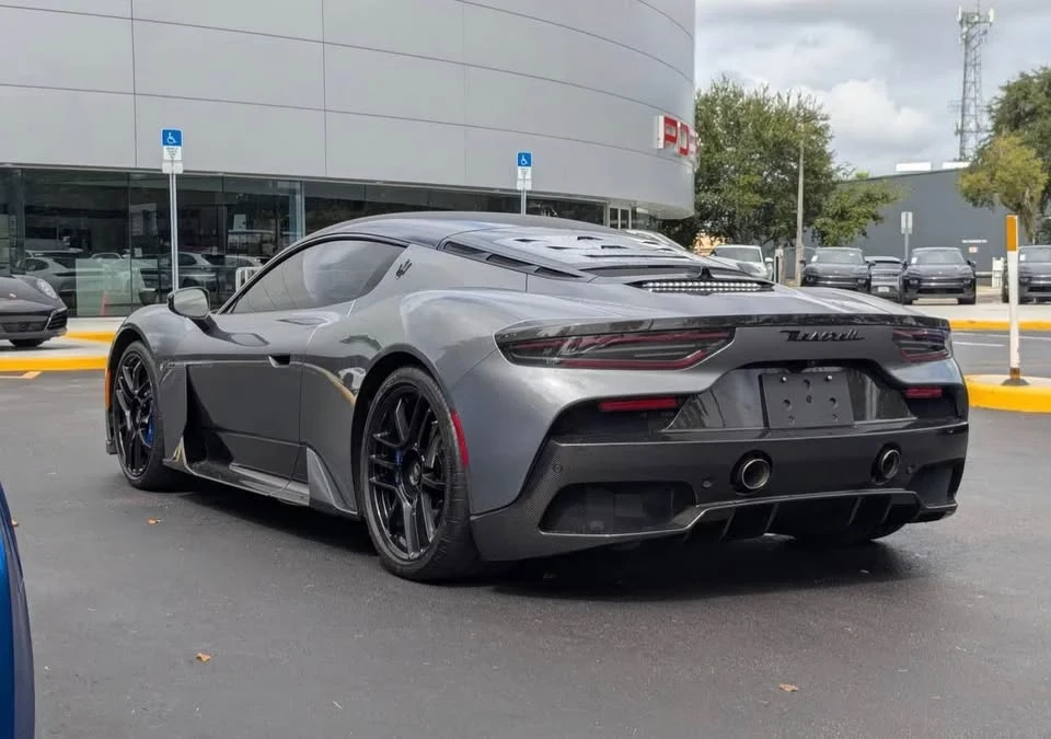 2022 Maserati MC20 - Image 8 of 12