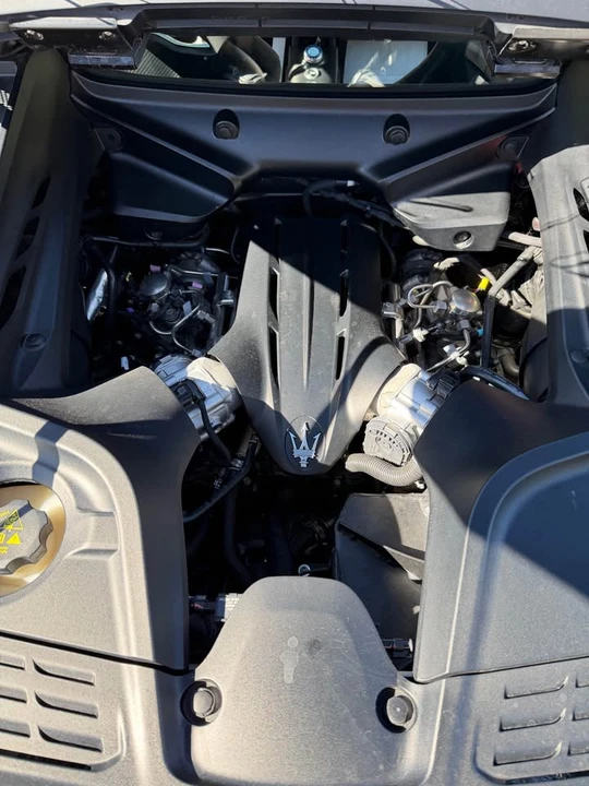 2022 Maserati MC20 - Image 16 of 17