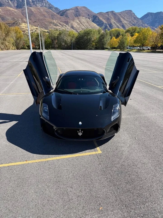 2022 Maserati MC20 - Image 8 of 17