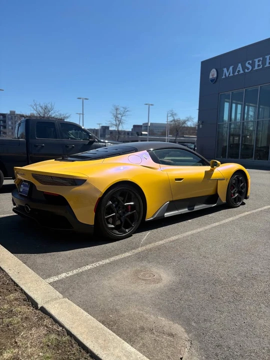2022 Maserati MC20 - Image 8 of 10