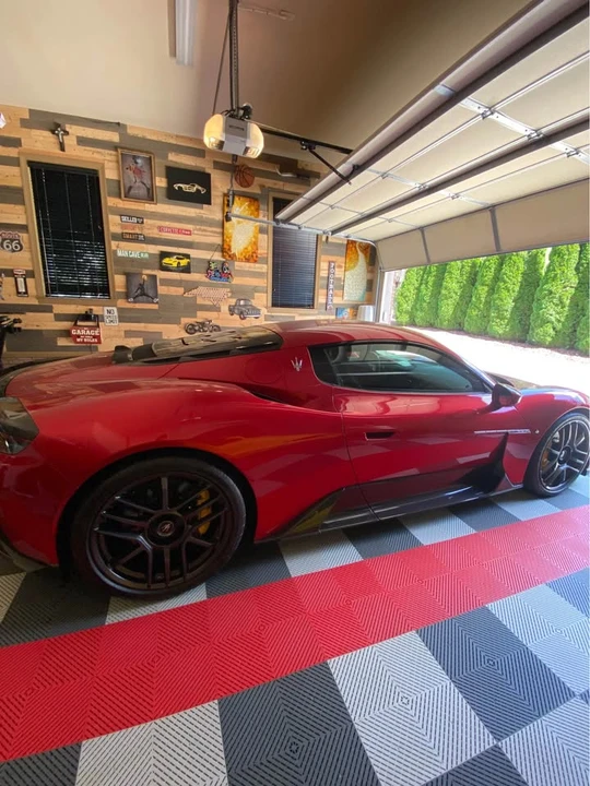 2022 Maserati MC20 - Image 2 of 18