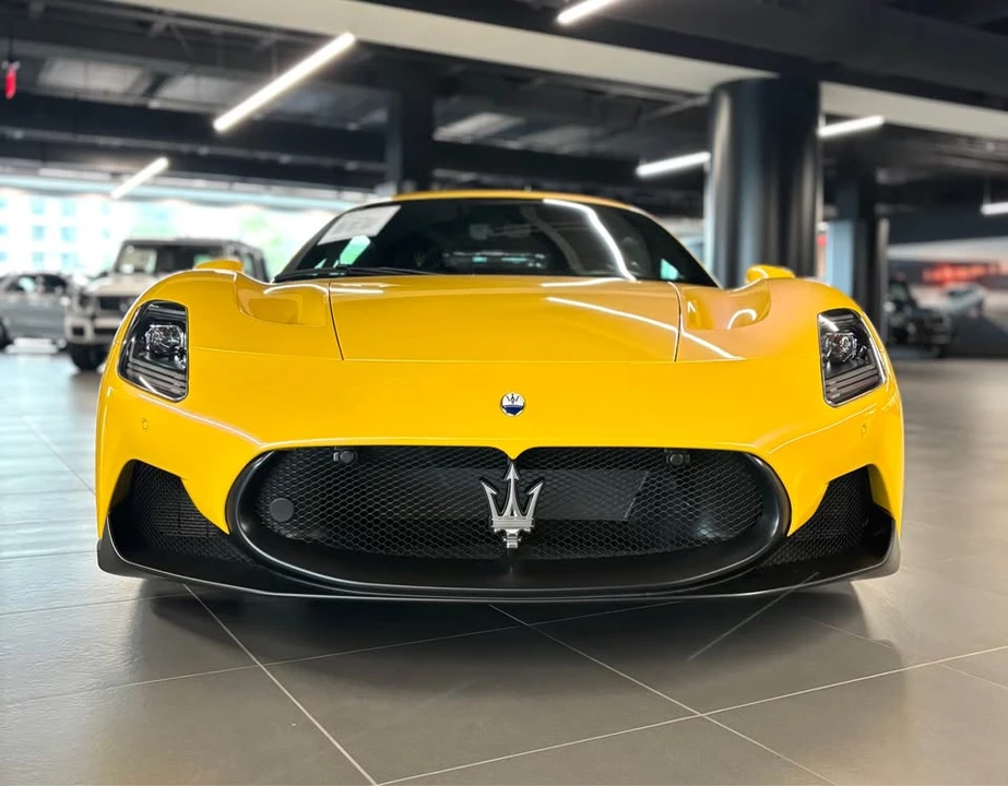 2022 Maserati MC20 - Image 3 of 16