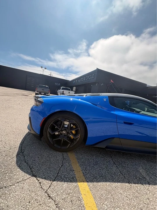2022 Maserati MC20 - Image 9 of 14