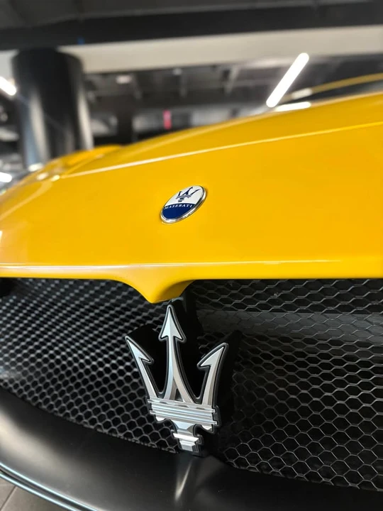2022 Maserati MC20 - Image 11 of 13