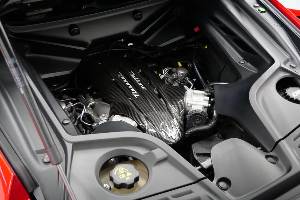 2022 Maserati MC20 - Image 9 of 16
