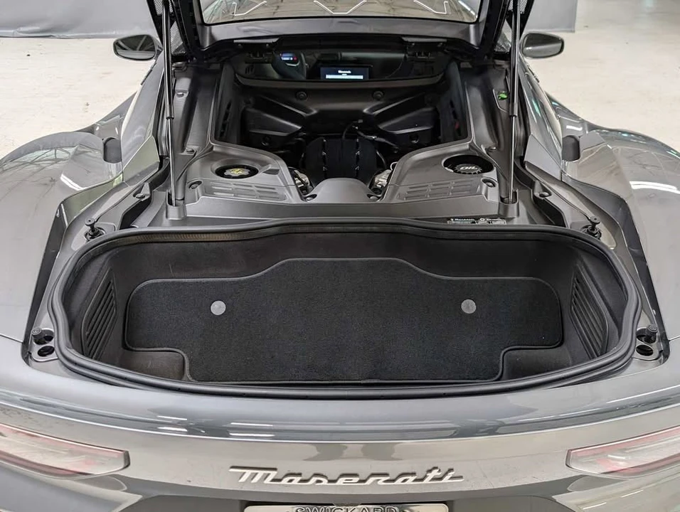 2022 Maserati MC20 - Image 13 of 16