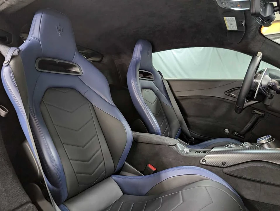 2022 Maserati MC20 - Image 12 of 18
