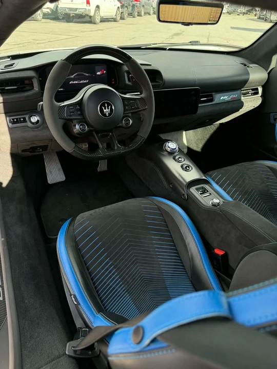 2022 Maserati - Image 6 of 11