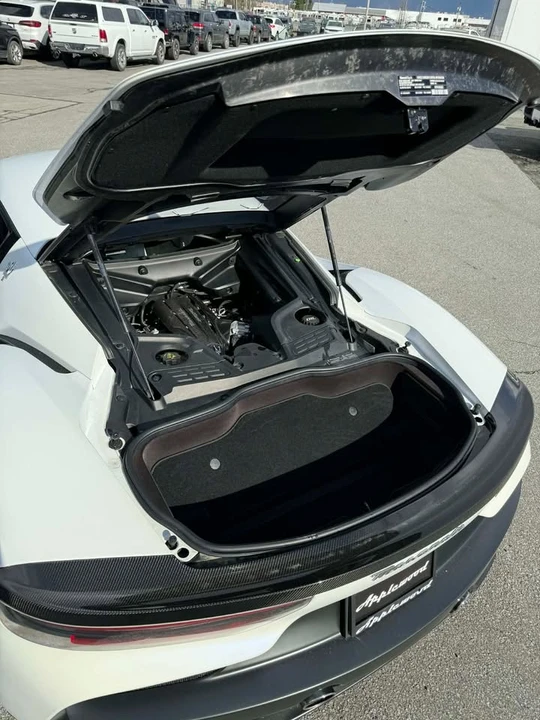 2022 Maserati - Image 10 of 11