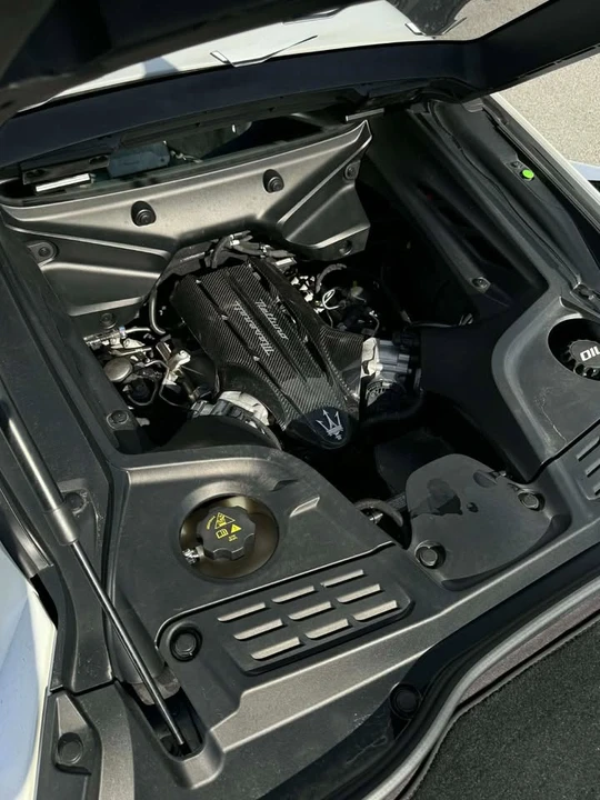 2022 Maserati - Image 9 of 11