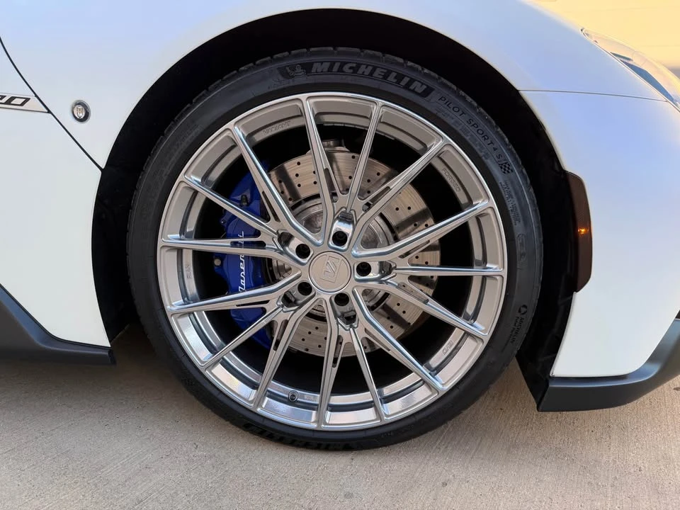 2022 Maserati MC20 - Image 17 of 19