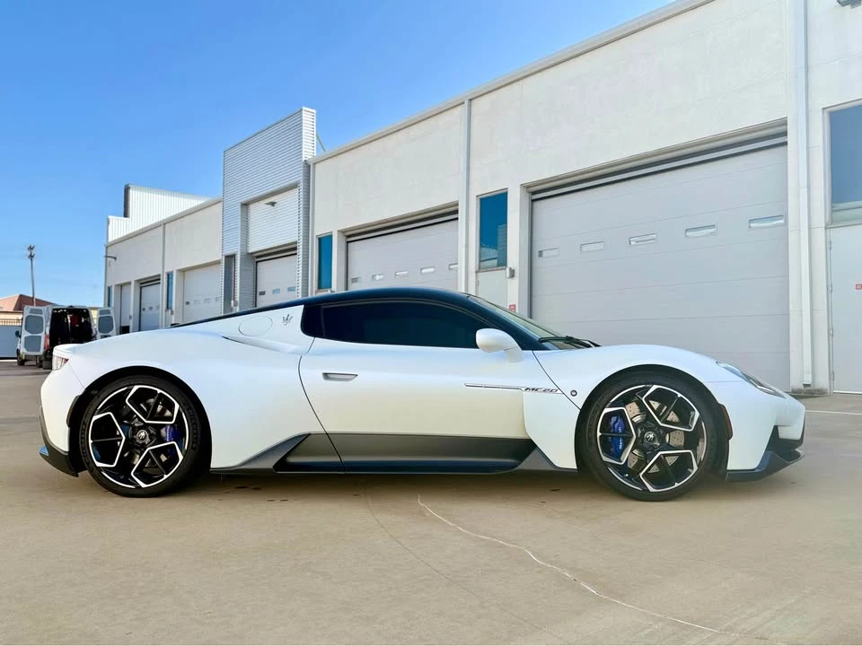 2022 Maserati MC20 - Image 3 of 19