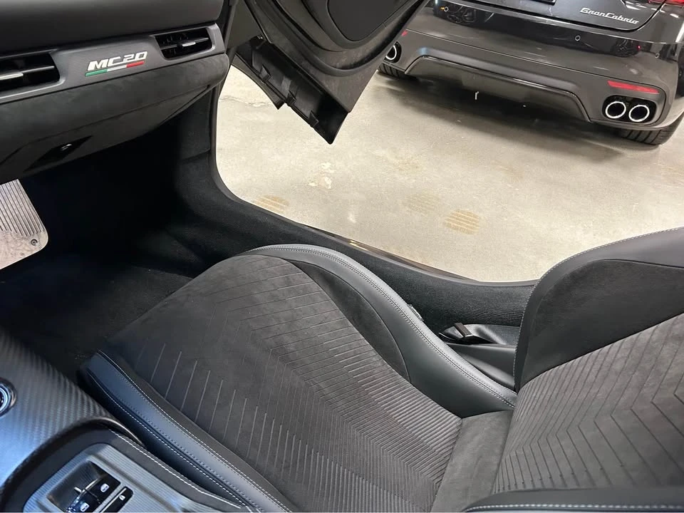 2022 Maserati MC20 - Image 15 of 20