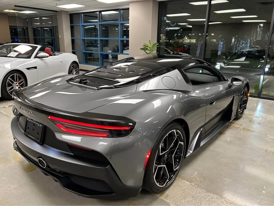 2022 Maserati MC20 - Image 9 of 20