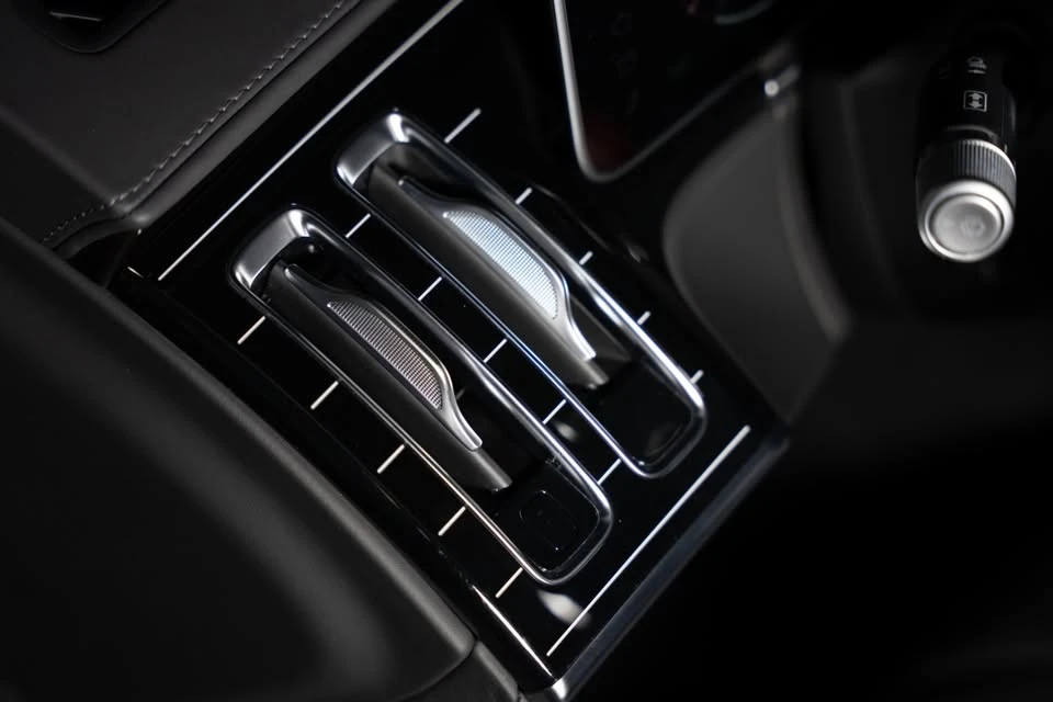 2022 Maybach - Image 10 of 20