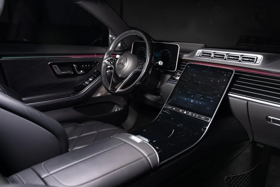 2022 Maybach - Image 11 of 18