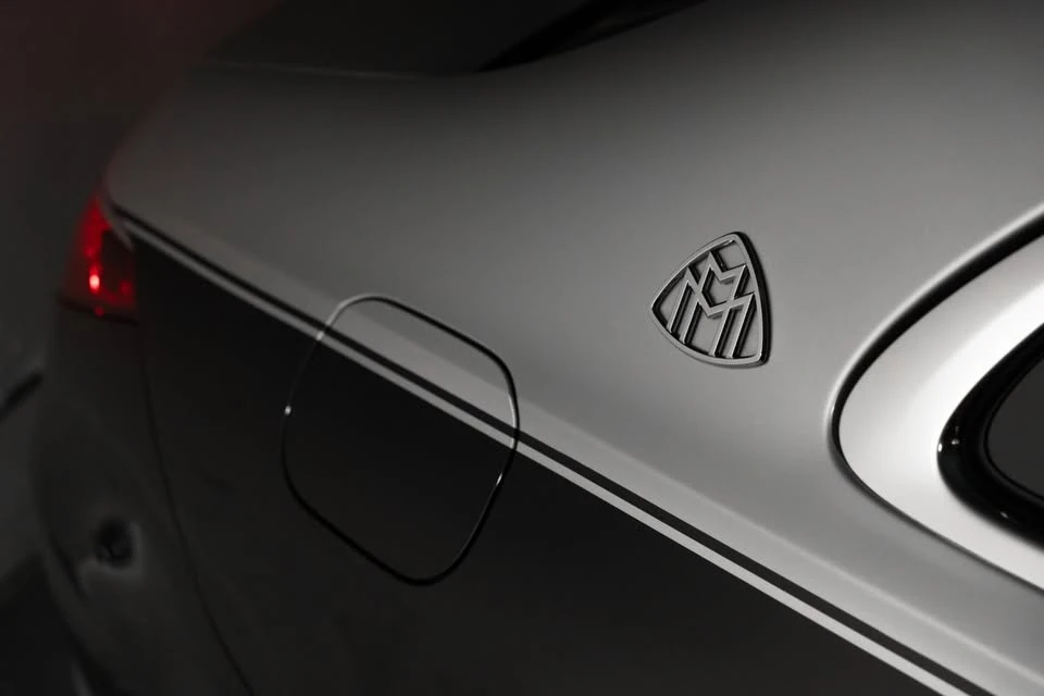 2022 Maybach - Image 15 of 18
