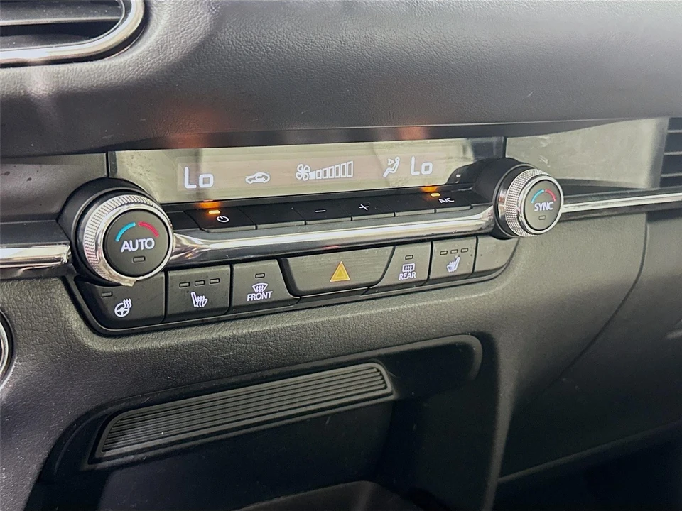 2022 Mazda CX-30 - Image 14 of 31