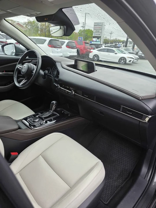2022 Mazda CX-30 - Image 11 of 19