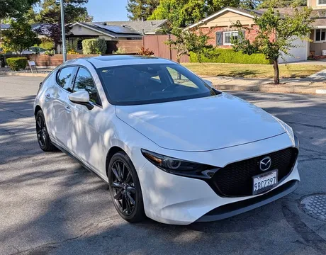 2022 Mazda Mazda3 Premium Hatchback